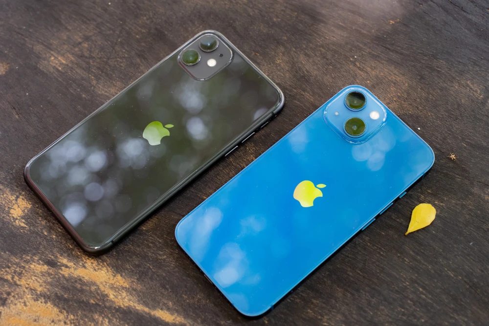 iphone-cu.jpg