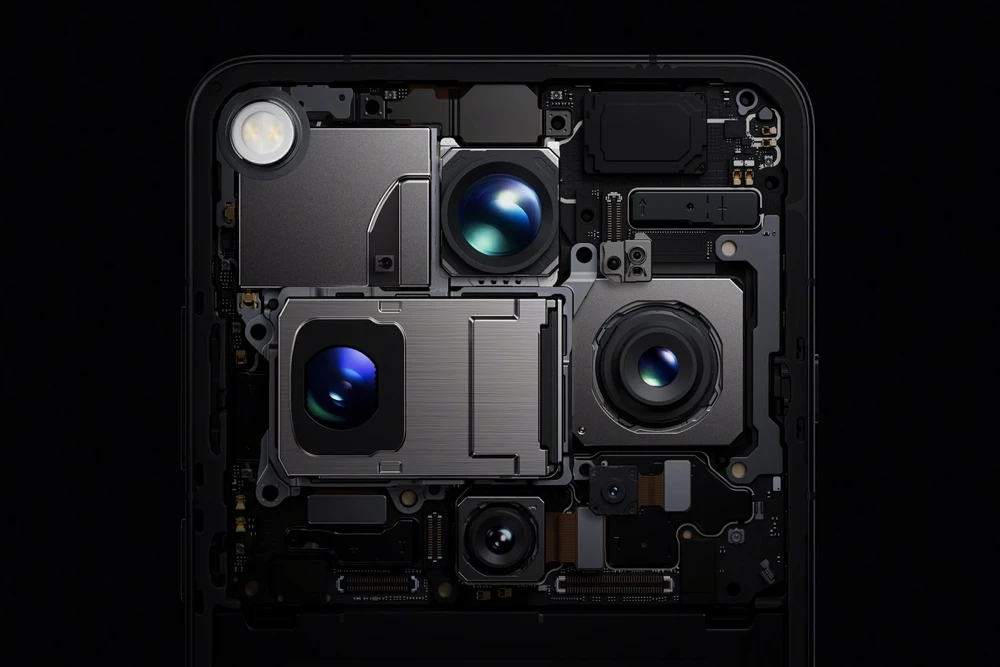 smartphone-find-x9-ultra-1.jpg