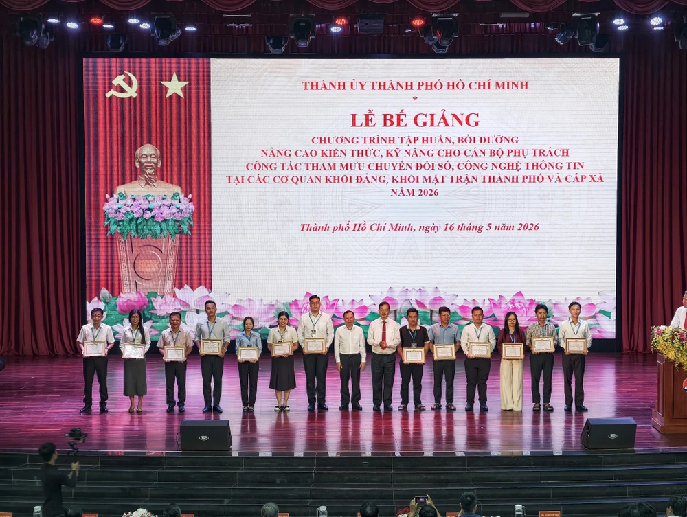 be-giang-lop-chuyen-doi-so-can-bo-2026-6.jpg