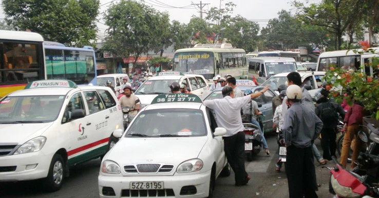 Bí thư Thăng: 'Làm không được thì thuê tôi làm cho' ảnh 1
