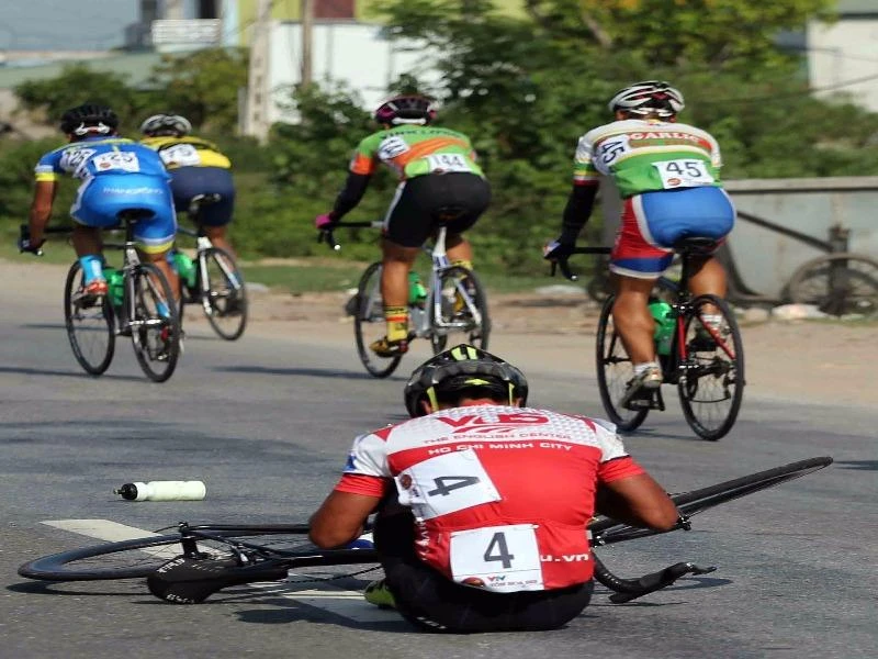 Áo vàng Cúp TH 2016 Nguyễn Trường Tài