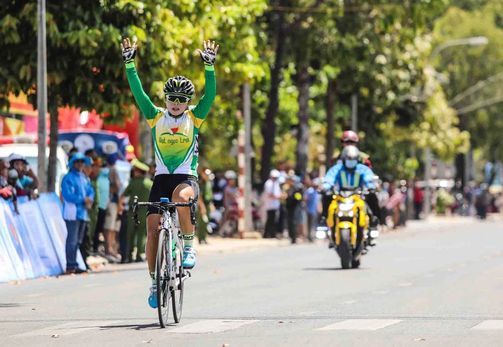 Tay đua 42 tuổi khẳng định ngôi “nữ hoàng leo núi“ ảnh 9