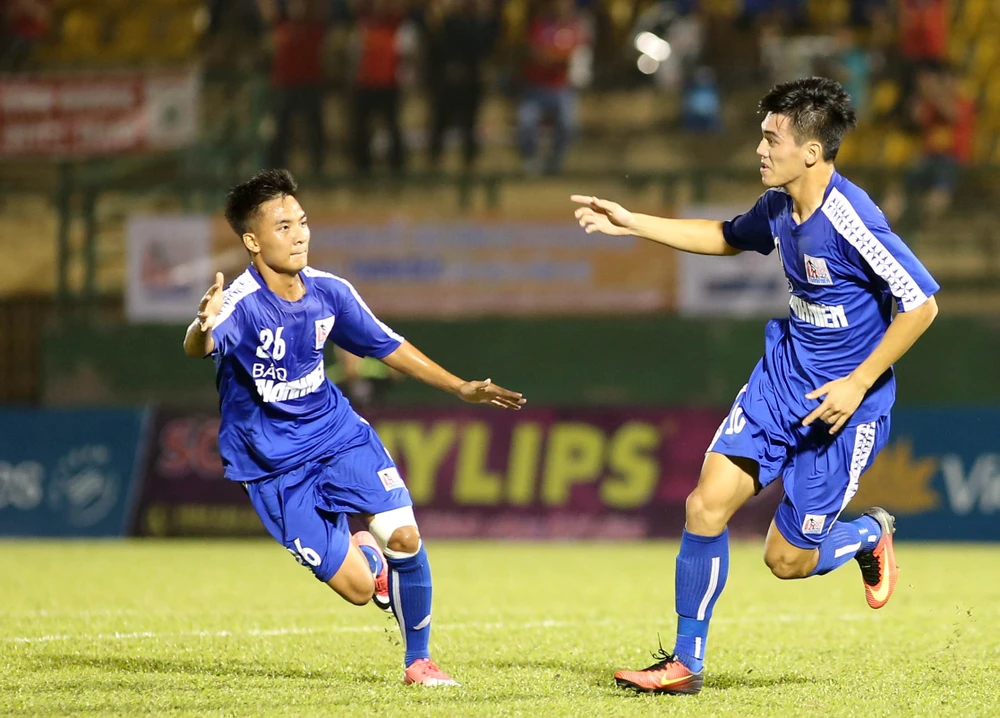 Quân Trần Minh Chiến hạ ứng viên PVF ở giải U-21 ảnh 1