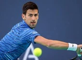Cấm Djokovic và chuyện “mail đỏ, mail đen”