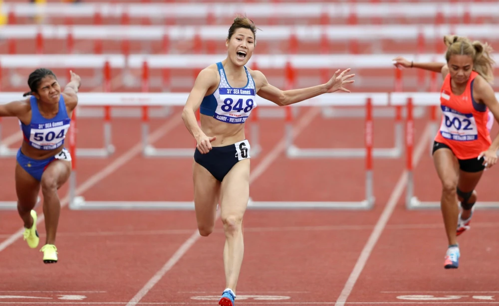 Bùi Thị Nguyên hoàn thành với thành tích 13"51 đã đánh bại đối thủ cực mạnh là nhà đương kim vô địch SEA Games, á quân Asiad 2018 - Emilia Nova (Indonesia).