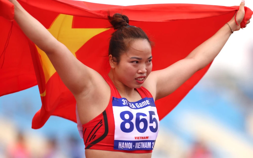 Tân kỷ lục gia ném lao nữ SEA Games Lò Thị Hoàng. ẢNH: ANH PHƯƠNG