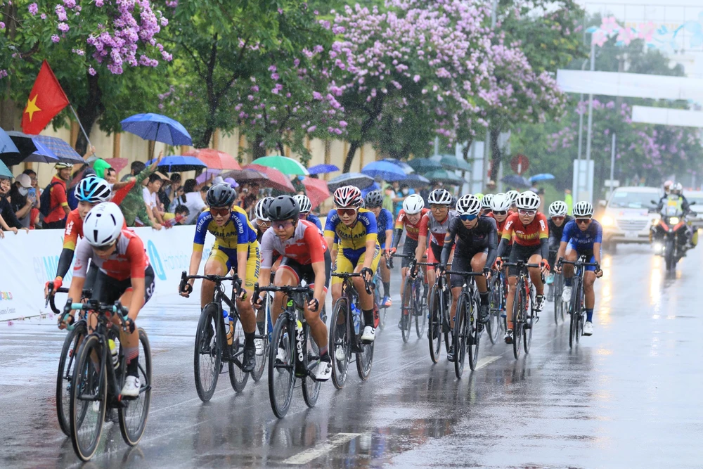 Có tổng cộng 29 VĐV của các quốc gia Việt Nam, Thái Lan, Malaysia, Indonesia, Philippines và Lào dự tranh. Các tay đua thi đấu tổng cộng 6 vòng, dài 88,5 km cạnh tranh hai bộ huy chương nội dung xuất phát đồng hàng cá nhân và đồng đội nữ.