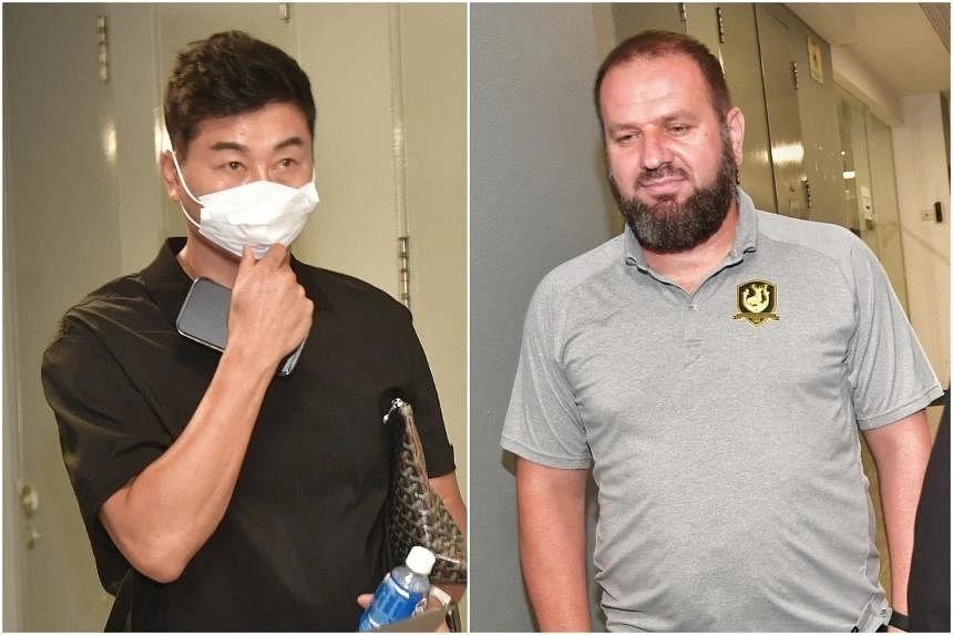 HLV Kim Do-hoon và trợ lý Mustafic. Ảnh: ST