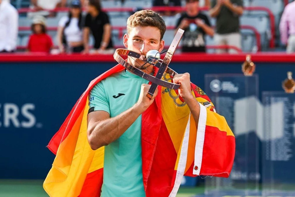 Busta lần đầu vô địch ATP Masters 1000. ảnh: GETTY