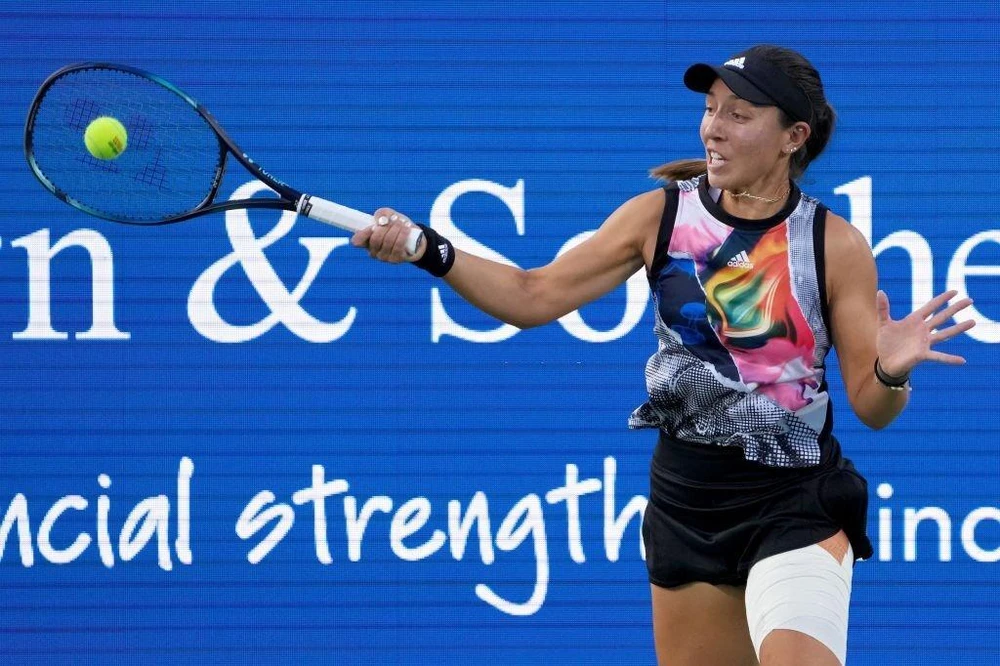 Sau số 3 thế giới - Sakkari, tay vợt số 8 thế giới - Pegula tiếp tục trở thành bại tướng dưới tay Garcia. Ảnh: GETTY