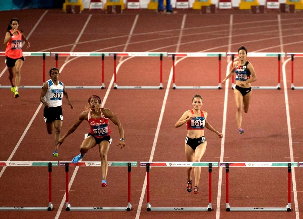 VĐV Quách Thị Lan (845) giành HCV Asiad 2018 sau khi chân chạy Kemi Adekoya (103) bị phát hiện sử dụng doping. Ảnh: GETTY