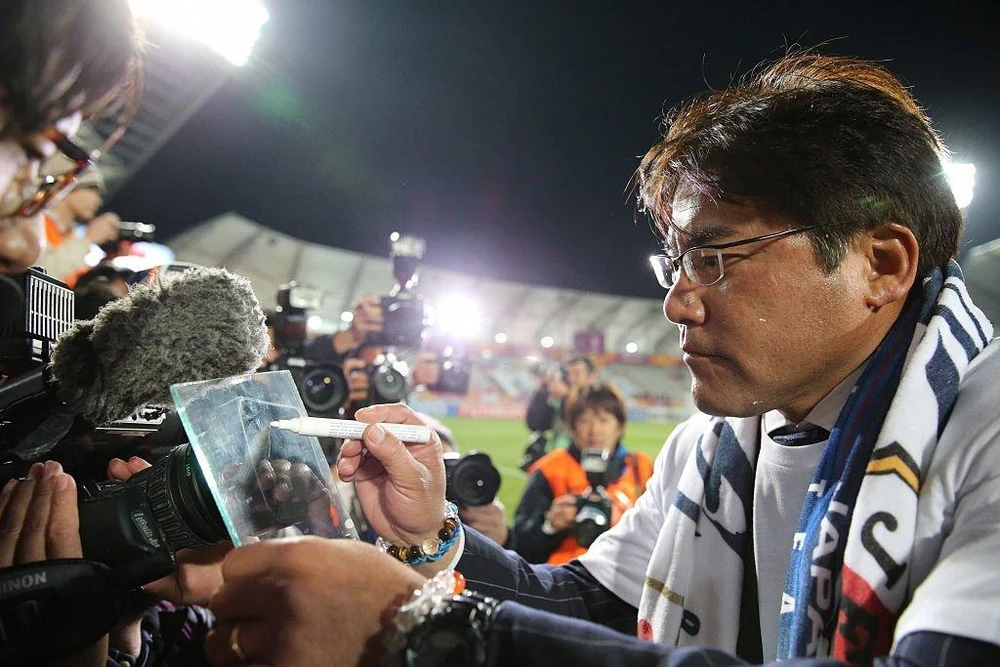 HLV Teguramori trở nên nổi tiếng sau chức vô địch U-23 châu Á. Ảnh: GETTY