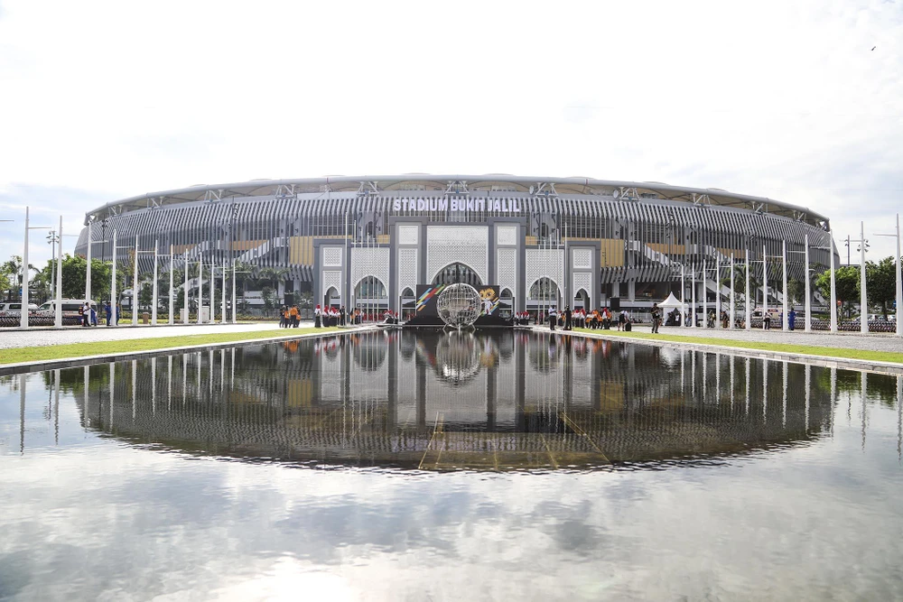 Tiền sảnh sân vận động quốc gia Malaysia - Bukit Jalil. Ảnh: PHẠM HUY Tiền sảnh sân vận động quốc gia Malaysia - Bukit Jalil. Ảnh: PHẠM HUY