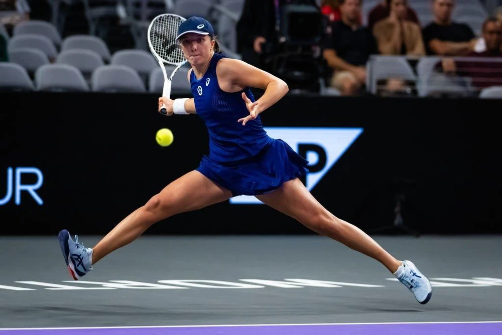 Swiatek kết thúc năm 2022 với vị trí số 1 nữ thế giới WTA. Ảnh: GETTY