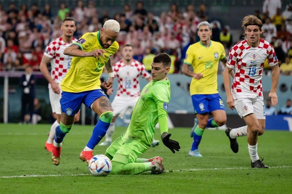 Siêu sao người Brazil ghi bàn mở tỉ số trận đấu với Croatia. Ảnh: GETTY