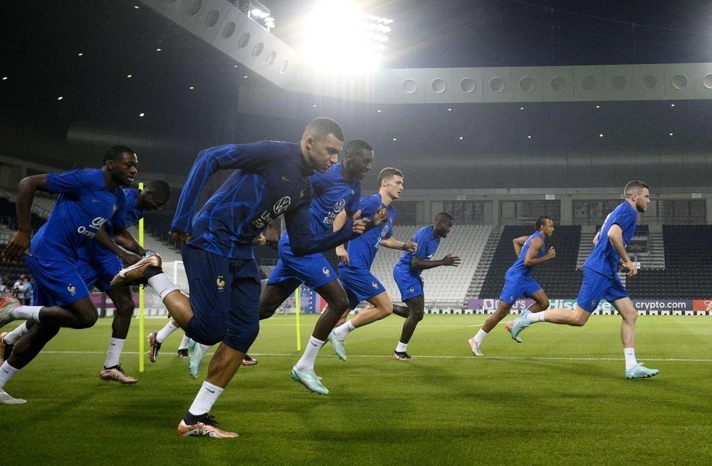 Mbappe và tuyển Pháp tập luyện trước trận chung kết World Cup 2022. Ảnh: GETTY Mbappe và tuyển Pháp tập luyện trước trận chung kết World Cup 2022. Ảnh: GETTY