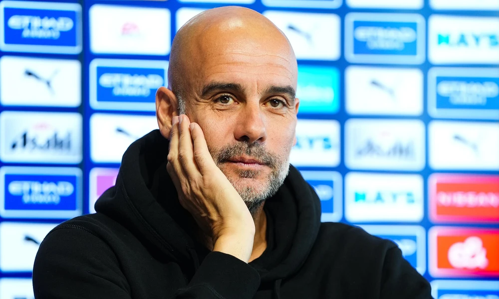 HLV Pep Guardiola tại buổi họp báo. Ảnh: GETTY
