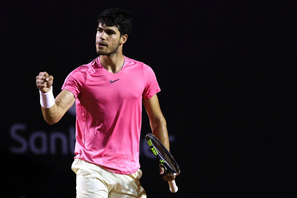 Chiến thắng giúp tay vợt số 2 thế giới có mặt tại tứ kết Rio Open. Ảnh: GETTY