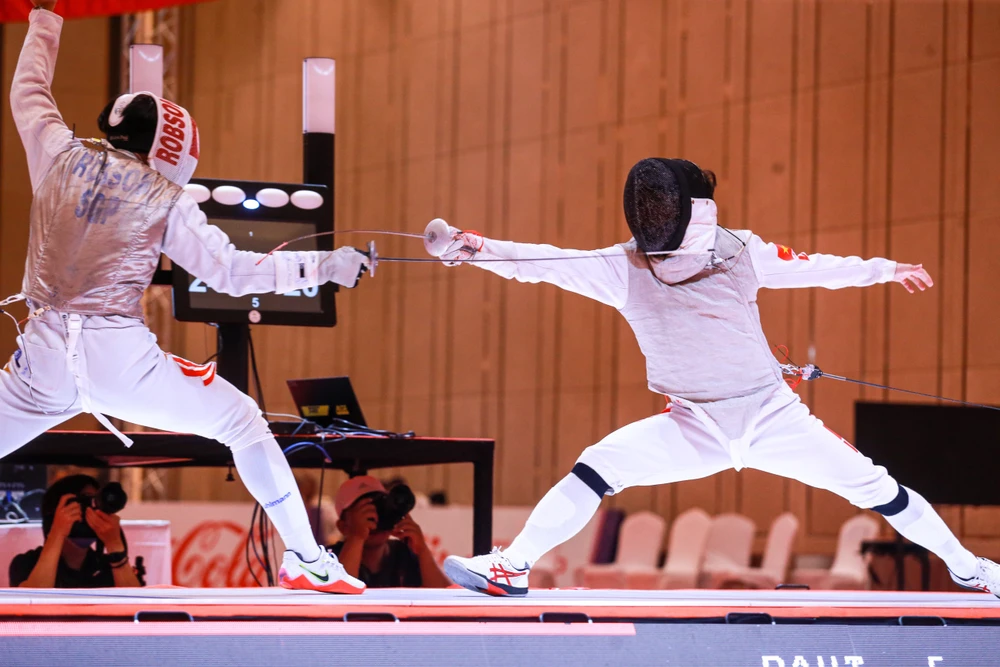 Đấu kiếm đoạt HCV thứ 4 nội dung đồng đội kiếm liễu nam. Ảnh: ANH PHƯƠNG