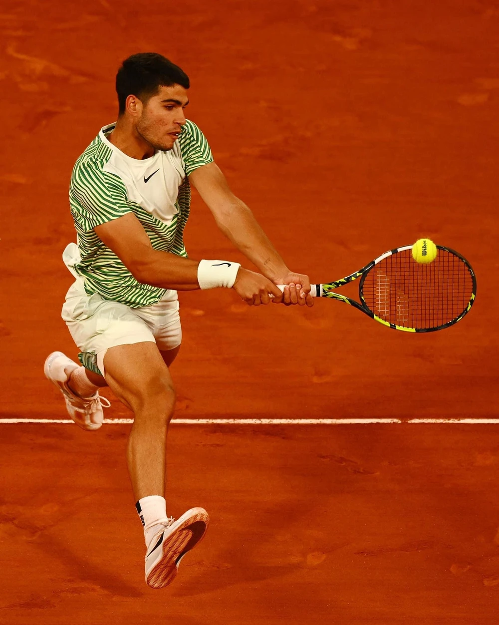 Số 1 thế giới Alcaraz đang sở hữu những vũ khí có thể lật đổ đối thủ trong nhóm "Big Three". Ảnh: GETTY