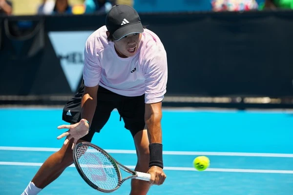 Learn Tien thi đấu giải trẻ Úc mở rộng đầu năm 2023. Ảnh: ITF