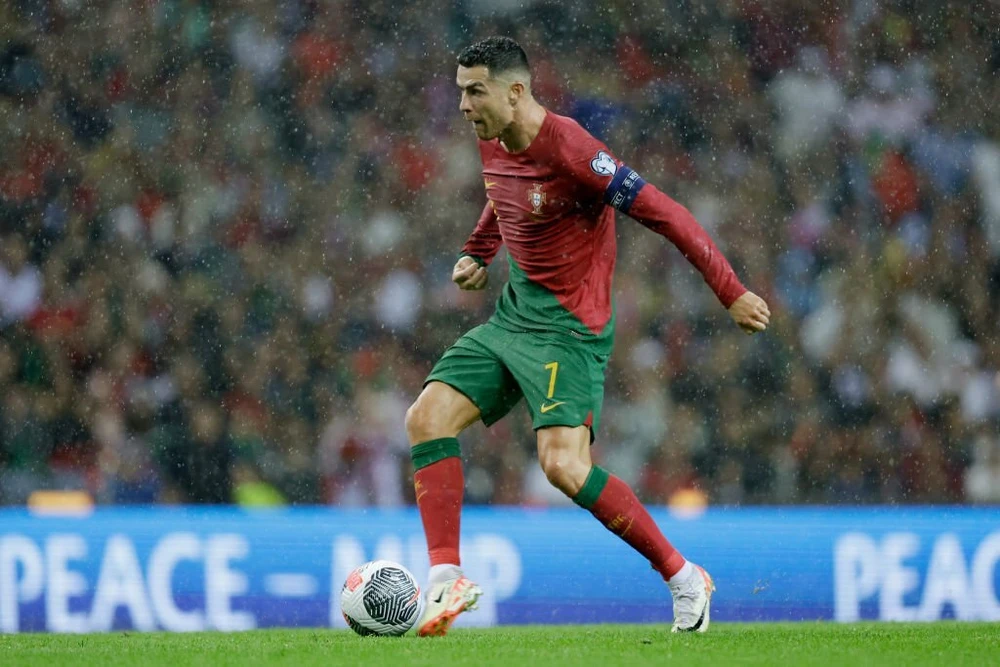 cristiano-ronaldo-lap-cu-dup-than-thanh-1.jpg