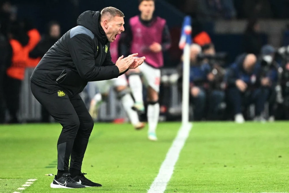 phạt đền giúp PSG thoát hiểm