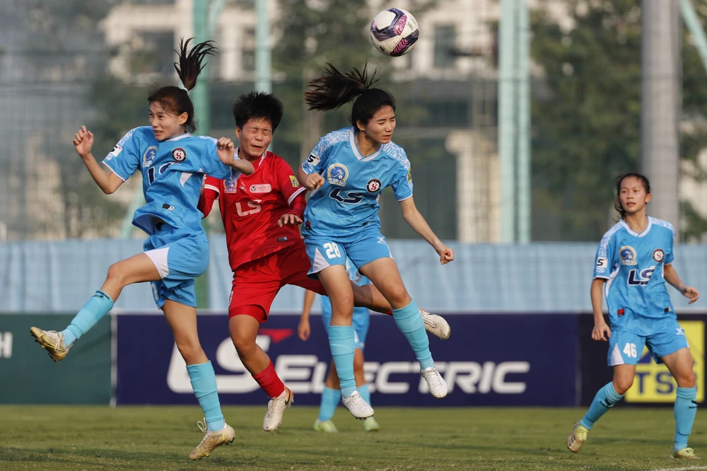 Chùm ảnh TP.HCM I vô địch bóng đá nữ quốc gia 3