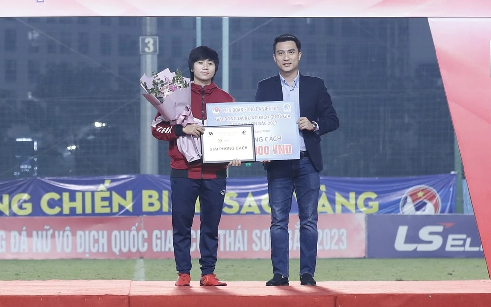 Chùm ảnh TP.HCM I vô địch bóng đá nữ quốc gia 6