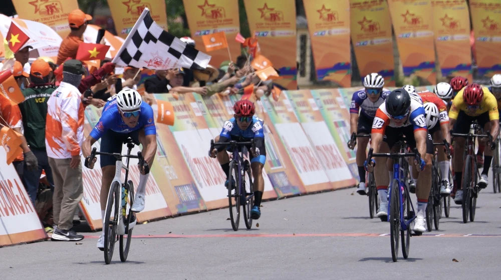 Petr Rikunov thống trị