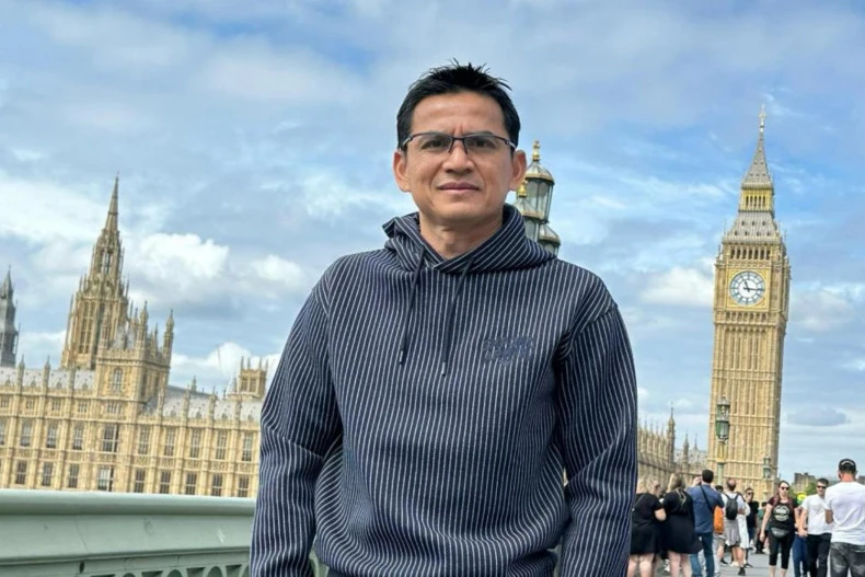 huấn luyện viên Kiatisak