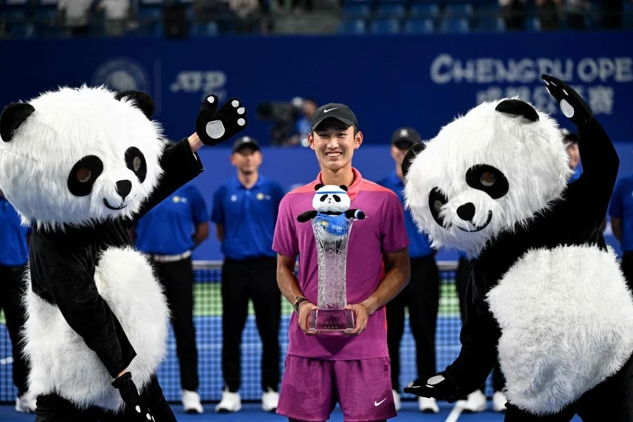 tay vợt tuổi teen Trung Quốc