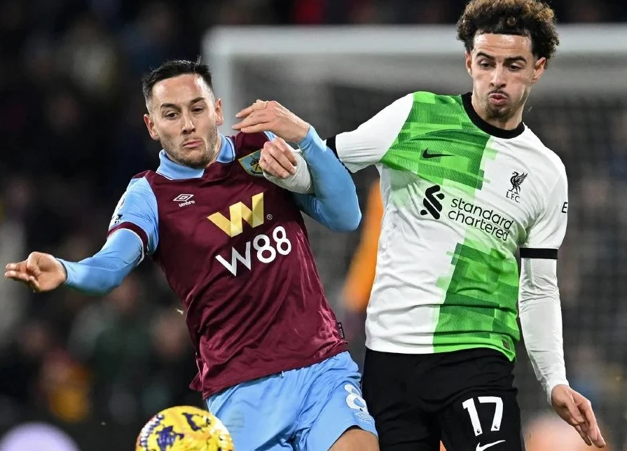 tin đồn nhập tịch Malaysia