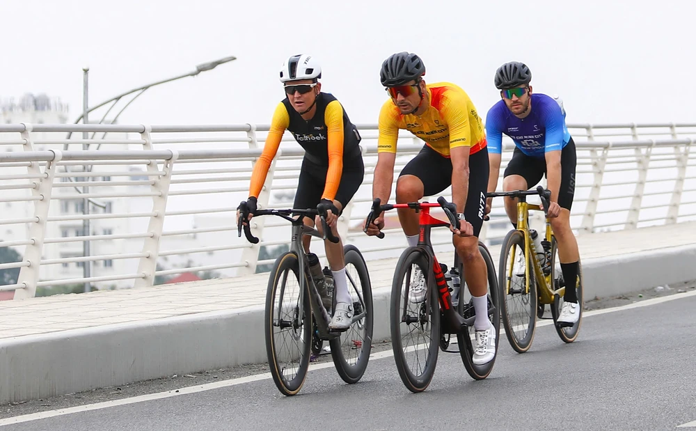 xe đạp Cúp Truyền Hình