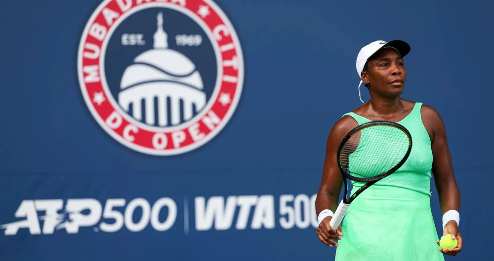 mong ngóng em gái Serena Wiliiams