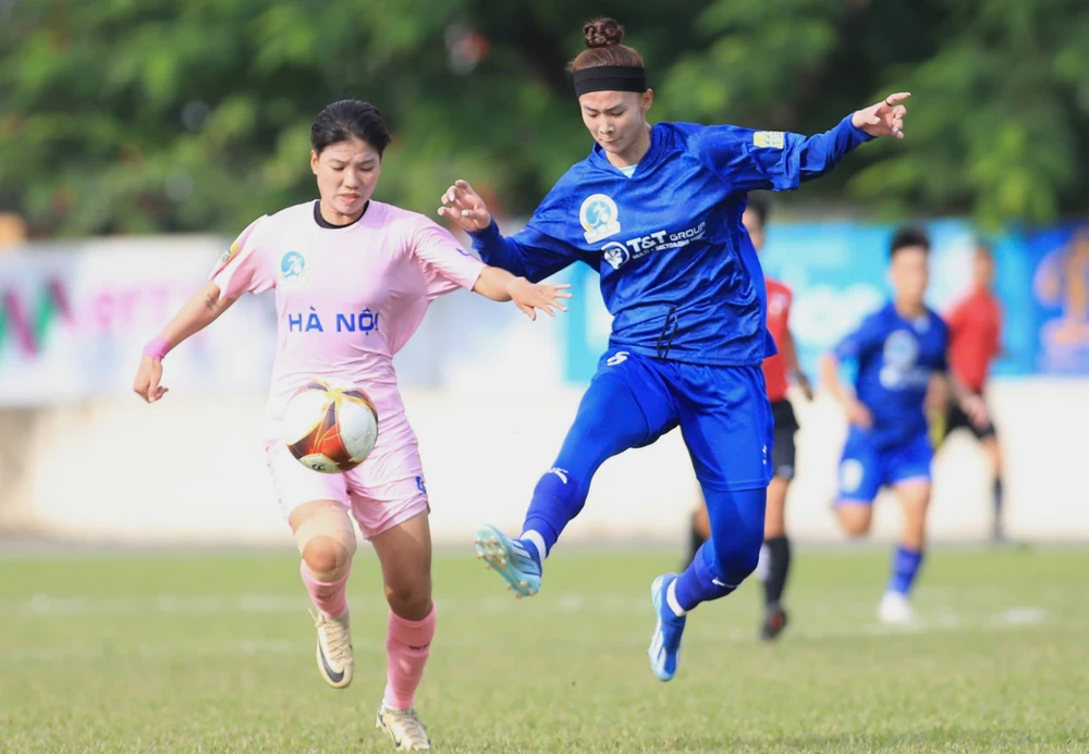 trận cầu đinh vòng 2