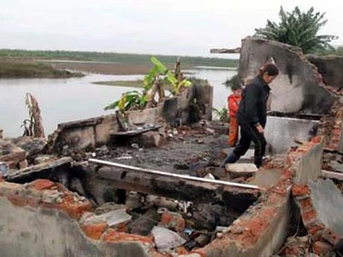 Hoãn xử vụ ông Vươn kiện UBND huyện Tiên Lãng ảnh 1