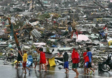 Các nước cứu trợ khẩn cấp cho Philippines ảnh 1 Các nước cứu trợ khẩn cấp cho Philippines ảnh 1