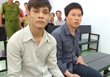 Nhậu xong đi tè, bị quy tội cướp? ảnh 1