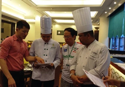 Chưa sang VN, U19 Roma đã khiến BTC phát choáng ảnh 1