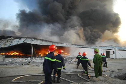 Cháy kinh hoàng tại nhà máy ở Bắc Ninh ảnh 4