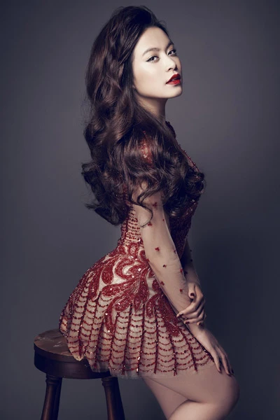 Hoàng Thùy Linh: "Tôi nghiêm túc trong tình cảm" ảnh 1