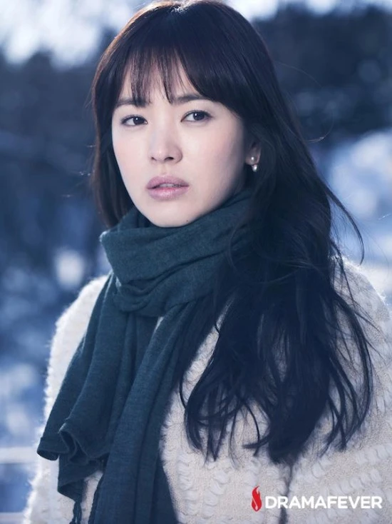Song Hye Kyo 'làm mẹ' từ khi còn tuổi teen ảnh 2