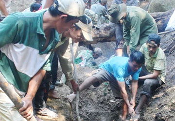 Đề nghị truy tố nguyên trưởng Công an huyện Khánh Sơn ảnh 1