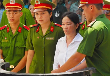 Góp ý sửa BLHS - Bài 2: Phạt tù chung thân không giảm án? ảnh 1