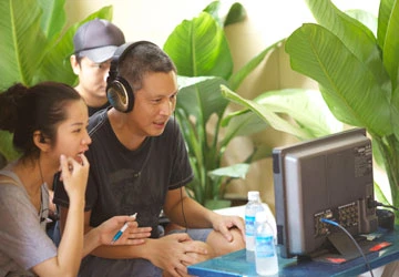 Thiện Đỗ: “Theo ánh đèn” điện ảnh “mà đi” ảnh 1