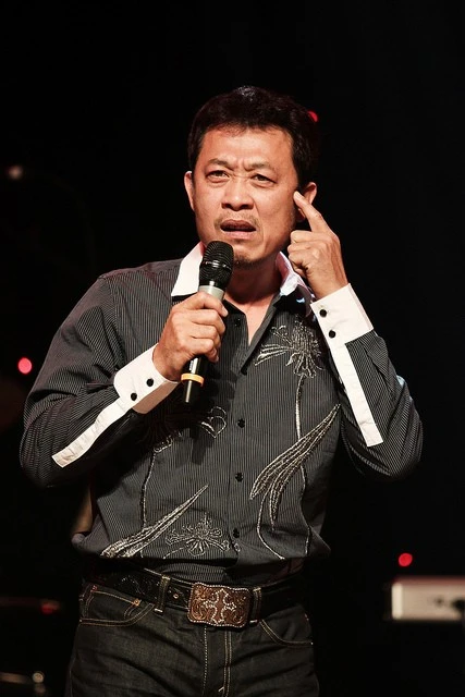 Tiết lộ của danh hài hải ngoại Vân Sơn về bạn thân Hoài Linh ảnh 6