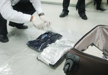 Điều tra vụ chuyển ma túy qua sân bay ảnh 1