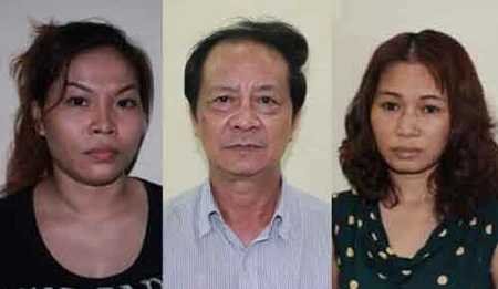 “Giám đốc” trang bị vũ khí nóng điều hành gái mại dâm ảnh 1