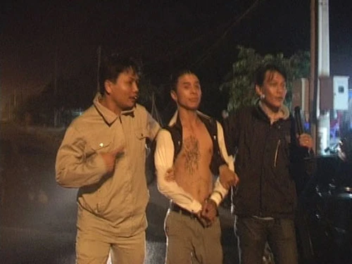 Kẻ dùng đũa đâm xuyên mắt bạn nhậu đã bị bắt ảnh 1